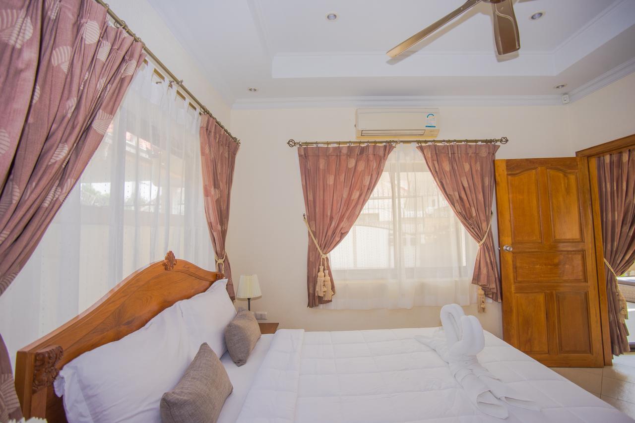 Adare Garden Pool Villas Pattaya Exterior photo